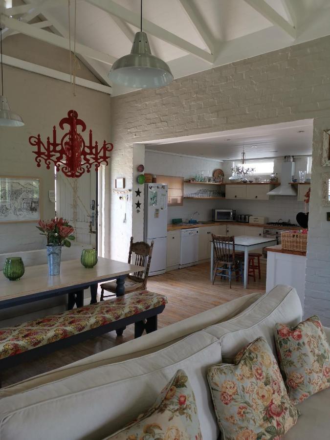The Crowded House Villa Pringle Bay Exterior photo